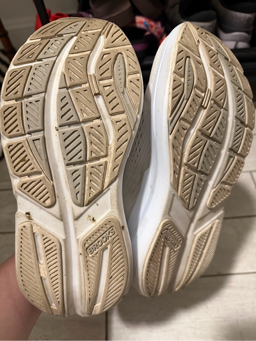 Brooks Women's Ghost Max 3 White Size 8 - Picture 3 of 7